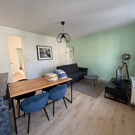 Apartment La Coloc Hilairienne